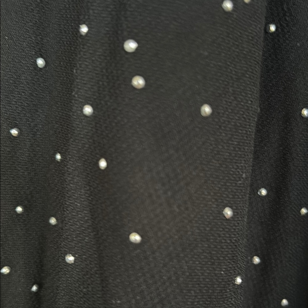 Silver studs and a beautiful laced backing Black Studded Shawl - Picture 7 of 14